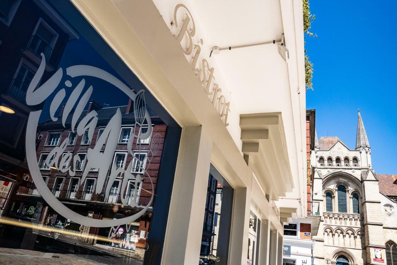 Brit Hotel Privilege Lisieux - La Villa Des Arts Ngoại thất bức ảnh